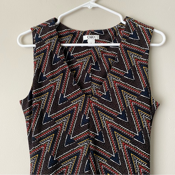 Cato Dress with Vibrant Pattern and Handkerchief Bottom Size Medium - Picture 6 of 14